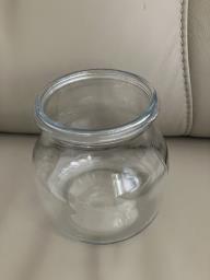 Glass vases x 2 image 2
