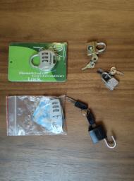 Luggage locks image 1