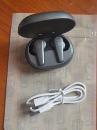 Samsung Wireless Earbuds image 1