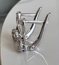 White Gold Earrings with Cubic Zirconia image 4