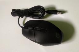 Logitech gaming mouse g302 image 1
