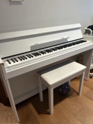 Digital piano with bench image 1
