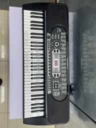 Electric Piano in Good Condition image 1