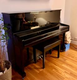 Upright Piano image 1