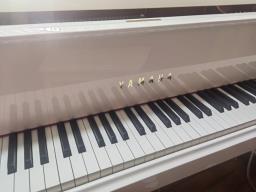 Yamaha grand piano C1 image 1