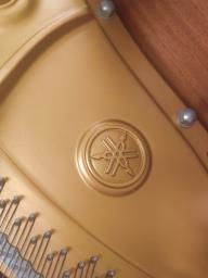 Yamaha grand piano C1 image 2