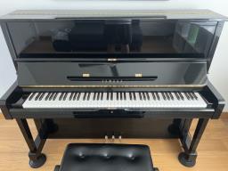 Yamaha U1 Piano image 2