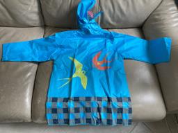 Kid raincoat image 2