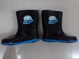 Shinkansen rainboot image 1