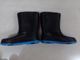 Shinkansen rainboot image 2