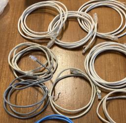 2 x Dell Laptops and 2 x Ipads image 7