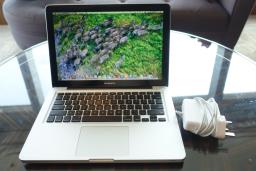 Apple Macbook Pro 13 inch image 1