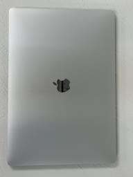 Macbook Pro 15 2018 mint condition image 4