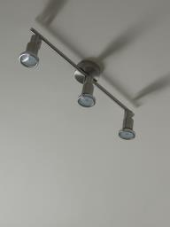 Ceiling spotlight lamp image 1