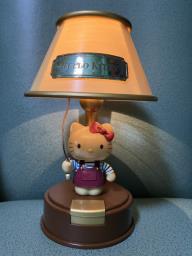 Hello Kitty Vintage Lamp image 2
