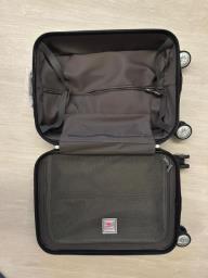 A pair of Eminent luggage boxes image 4