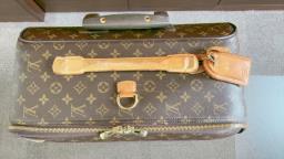Louis Vuitton monogram suitcase image 8