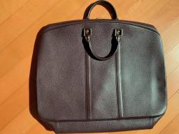Louis Vuitton Taiga Kendall Travel Bag image 1