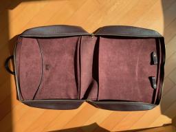 Louis Vuitton Taiga Kendall Travel Bag image 3