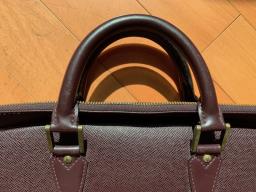 Louis Vuitton Taiga Kendall Travel Bag image 8