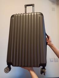 Luggagesuitcase image 1
