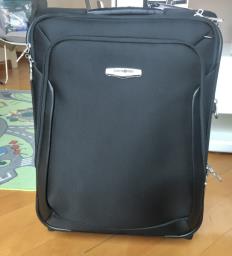 Samsonite suitcase H55 W40 L23cm image 1