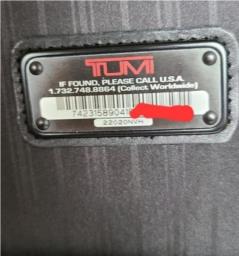 Tumi wheeler bag 14 x 20 x 10 inches image 3