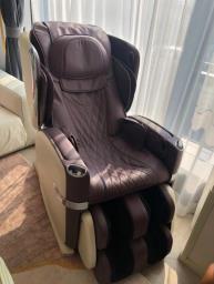 Osim 4-hand massage chair bought34888 image 1