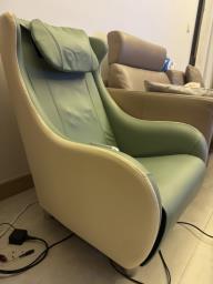 Oto Go Go Massage Chair image 1