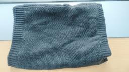 Cowl circa 45cm x 31cm image 1