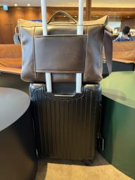 Waterfield executive leather messenger image 7