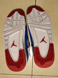 Air Jordan image 6