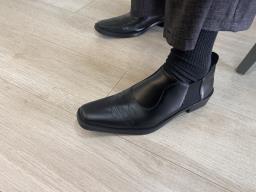 New Mens Shoes Size 44 image 1