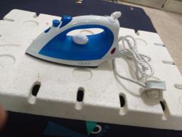 Steam Iron image 1