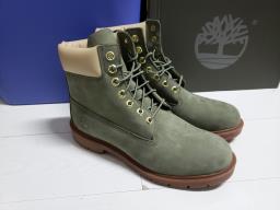 Timberland 6-inch Green Nubuck Boots image 1