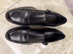 Louis Vuitton men shoes image 1