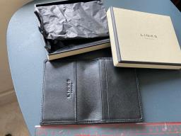 London Links Leather Card Holder image 2