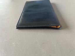 Wh Gidden black leather wallet image 7