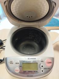 Zojirushi 05l Fuzzy Logic Rice Cooker image 4