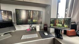 Asus Extra Thin Portable Monitor image 2