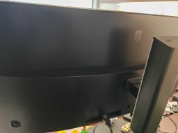 Philips curved 34inch monitor image 2