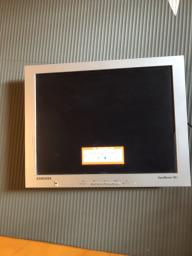 Samsung 15 Lcd display image 2