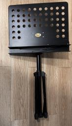 Music stand - adjustable height image 1