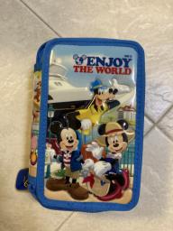 Disneyland colouring pens set image 1