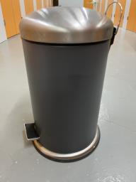 Metal foot press to open paper bin image 3