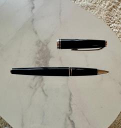 Mont Blanc Black Ballpoint Pen image 4