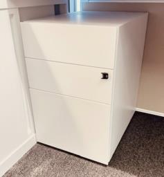 Office Furniture image 5