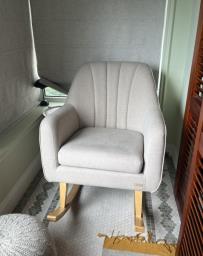 Breast-feeding Rocking Chair image 1