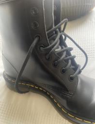 Dr Martens 1460 Boots uk 7 image 3