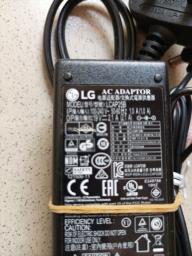 Lg 45w Notebook Power Supply image 3